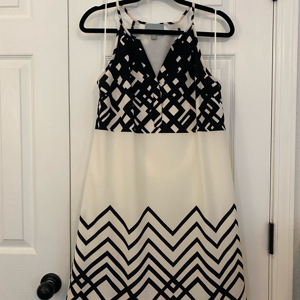 LAST CHANCE💥💥Skies are black & white dress; size 10. Buy 2 @ $30 Sale💥 💥💥